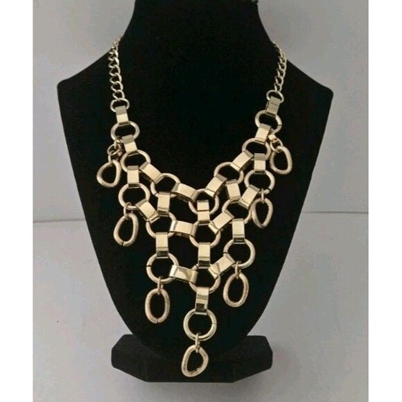 Art Deco Gold-tone Victorian Revival Style Statement Necklace - Picture 7 of 7